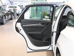 2022款 40 TFSI 豪华型