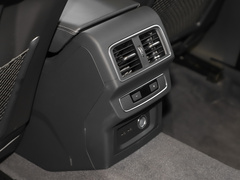2022款 40 TFSI 豪华型