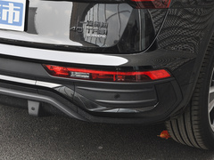2022款 40 TFSI 豪华型
