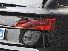 2022款 40 TFSI 豪华型