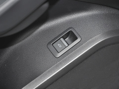 2022款 40 TFSI 豪华型