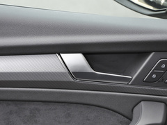 2022款 40 TFSI 豪华型