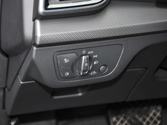 2022款 40 TFSI 豪华型