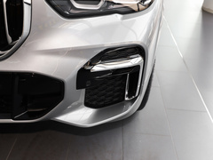 2022款 xDrive 30Li M运动套装