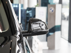 2022款 xDrive 30Li M运动套装