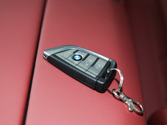 2022款 xDrive 30Li M运动套装