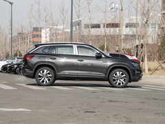 2022款 330TSI 两驱豪华智联版