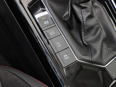 2022款 330TSI 两驱豪华智联版
