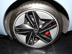 2023款 Launch Edition
