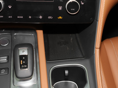 2022款 2.0T 四驱卓越版