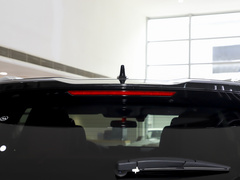 2022款 2.0T 四驱尊贵版