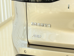 2022款 2.0T 四驱旗舰版