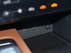 2022款 2.0T 四驱旗舰版