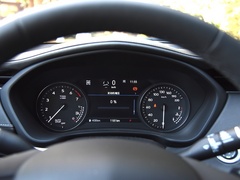 2022款 28T 四驱铂金型