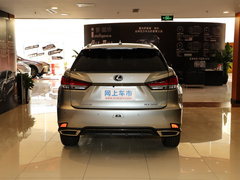 2021款 300 四驱F SPORT