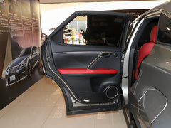 2021款 300 四驱F SPORT