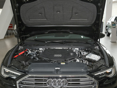 2022款 55 TFSI quattro 尊享动感型