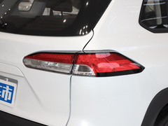 2022款 2.0L CVT精英版
