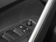 2022款 2.0L CVT领先版