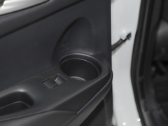 2022款 2.0L CVT豪华版