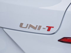 2022款 2.0T 尊贵型