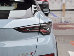 2022款 2.0T 尊贵型