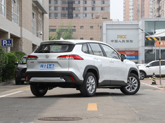 2022款 2.0L 精英版
