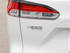 2022款 2.0L 精英版