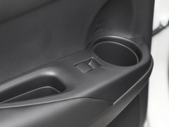 2022款 2.0L 精英版