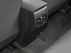 2022款 2.0L 精英版
