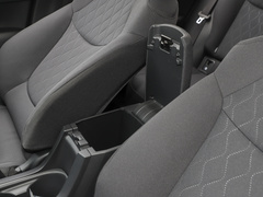 2022款 2.0L 精英版