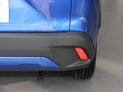 2022款 2.0L 豪华版