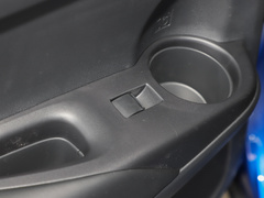 2022款 2.0L 豪华版