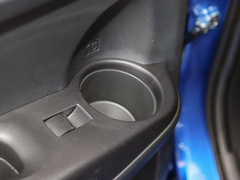 2022款 2.0L 豪华版