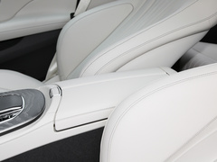 2022款 CLS 300 动感型