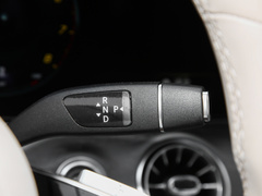 2022款 CLS 300 动感型