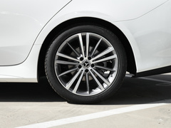 2022款 CLS 300 动感型
