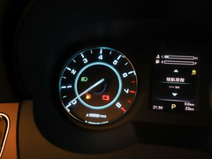 2022款 2.0T 自动公务版