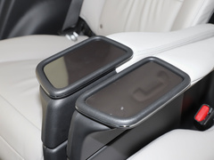 2022款 2.0L 混动豪华版 