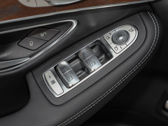 2022款 改款 GLC 300 L 4MATIC 动感型 