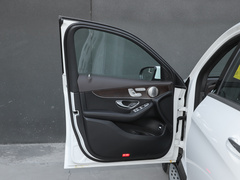 2022款 改款 GLC 300 L 4MATIC 豪华型 
