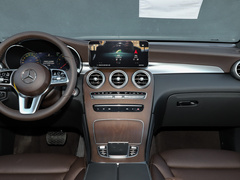 2022款 改款 GLC 300 L 4MATIC 豪华型 