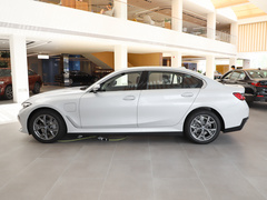 2022款 eDrive 35 L
