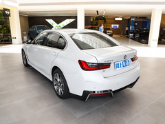 2022款 eDrive 35 L
