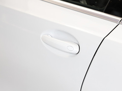 2022款 eDrive 35 L