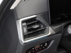 2022款 eDrive 35 L
