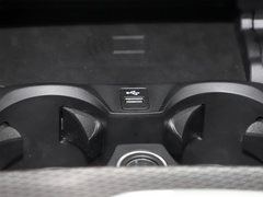 2022款 eDrive 35 L
