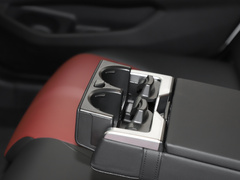 2022款 eDrive 35 L