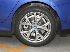 2022款 eDrive 35 L