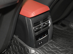 2022款 eDrive 35 L
